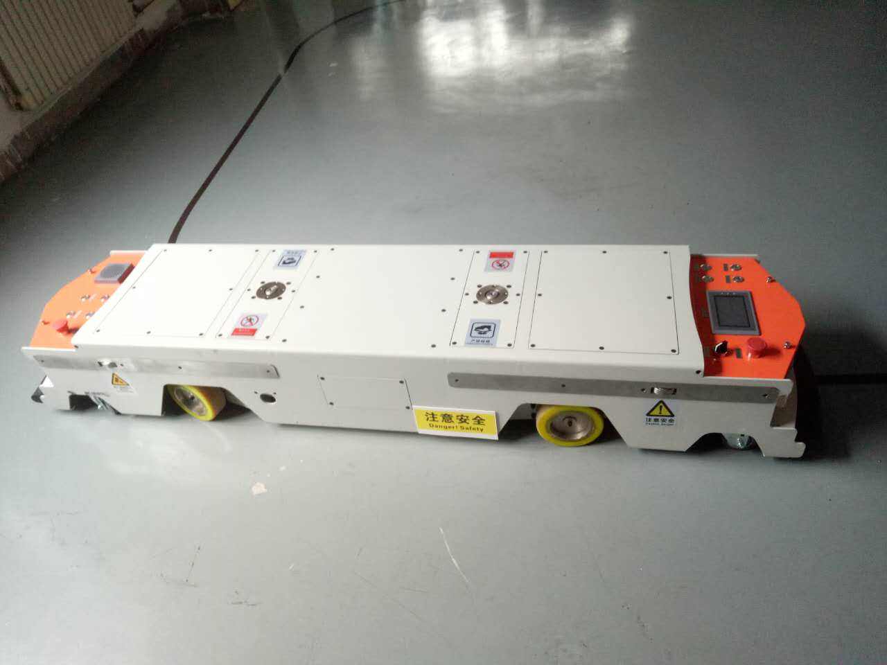 小車AGV.jpg 小車AGV.jpg